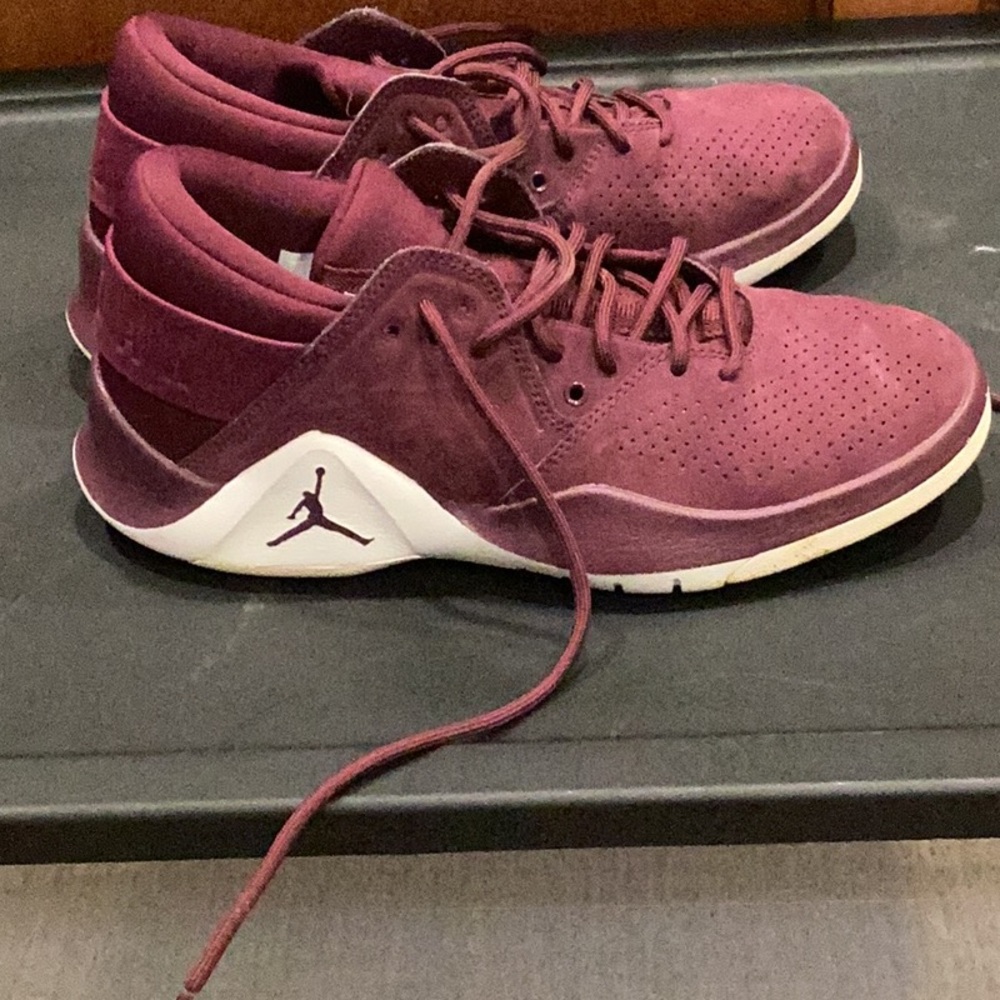 JORDAN shoes. Size 6Y